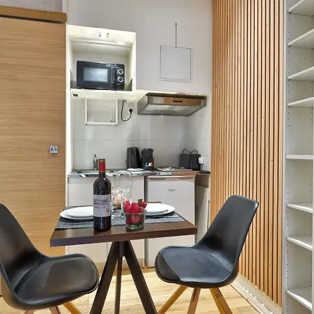 Tbs 329 - Charming In Apartmán *