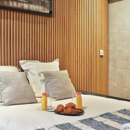 Tbs 329 - Charming In